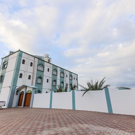 Super Oyo 110 Ras Al Hadd Guest House מראה חיצוני תמונה