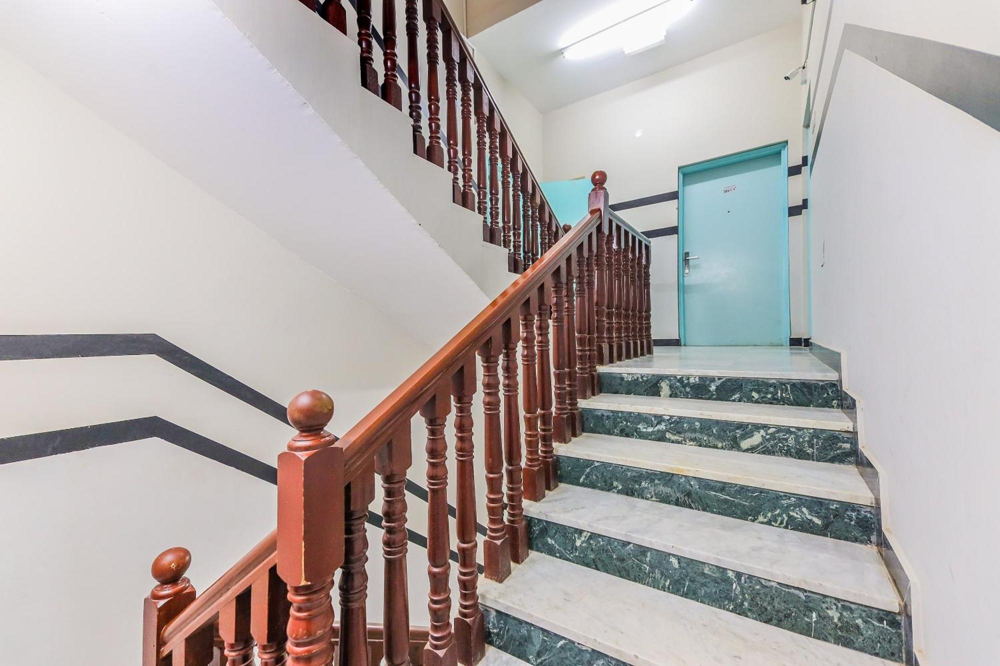 Super Oyo 110 Ras Al Hadd Guest House מראה חיצוני תמונה